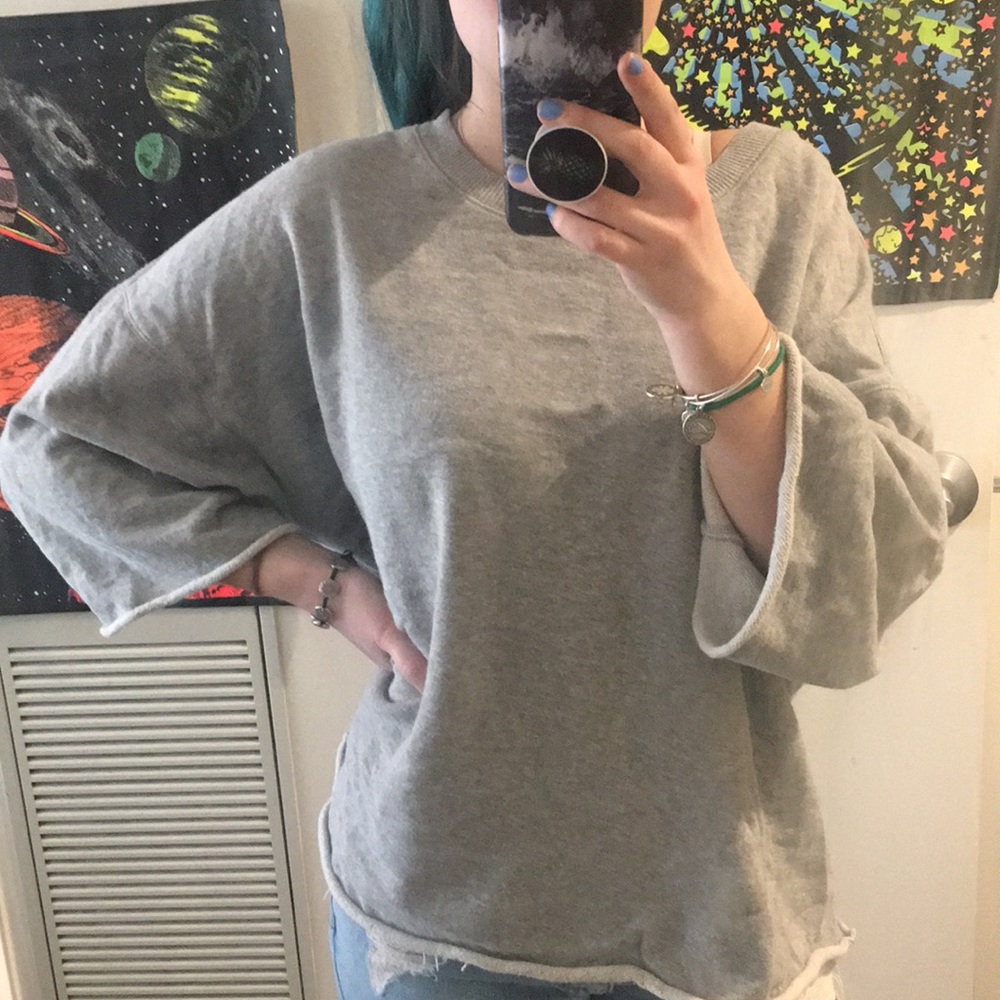 Super Comfy Grey Sweatshirt/Sweater